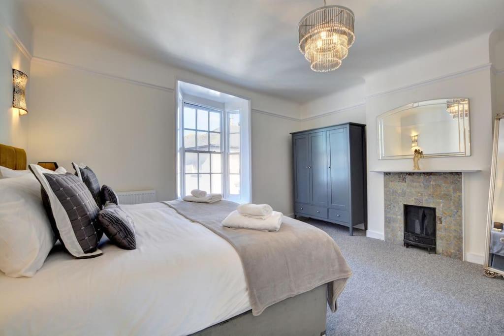 Modern 4 Bedroom Townhouse Perfect Location. برايتون المظهر الخارجي الصورة